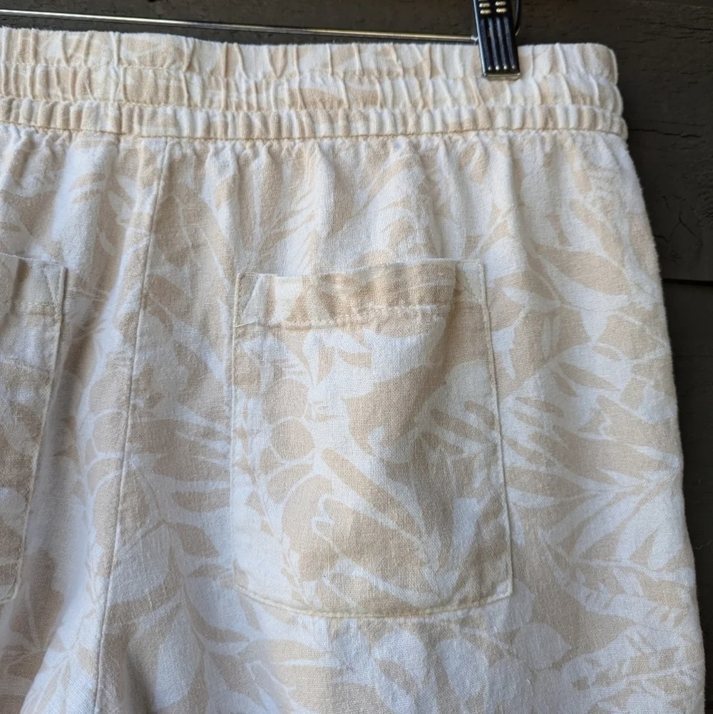 GAP Pull-On Utility Drawstring Linen Shorts White Tan Floral Pockets Small